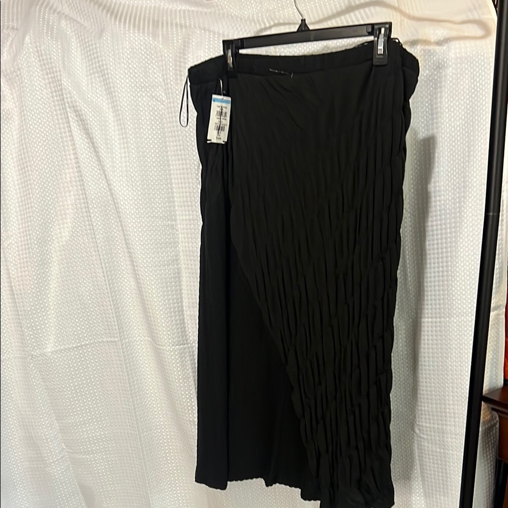 DKNY knit  textured lined Elegant Black Women's Skirt xl length 33 inches